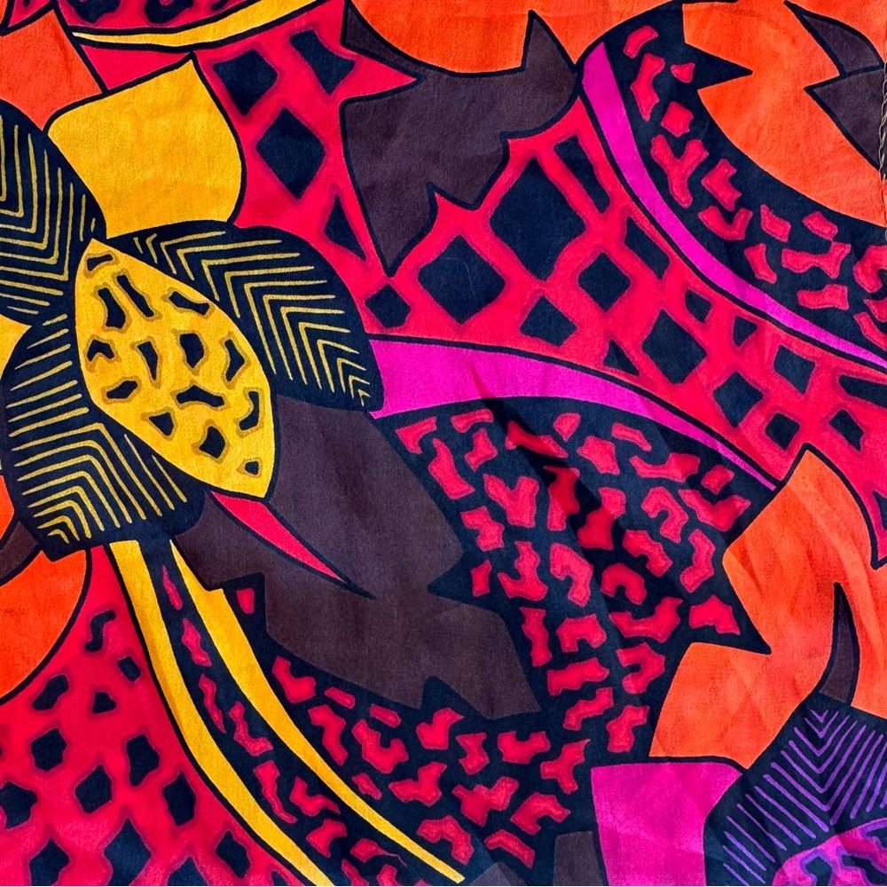 Vintage Tomato Red Black Bright Yellow Silk Oblong Scarf Hawaiian Floral Print - Picture 7 of 9
